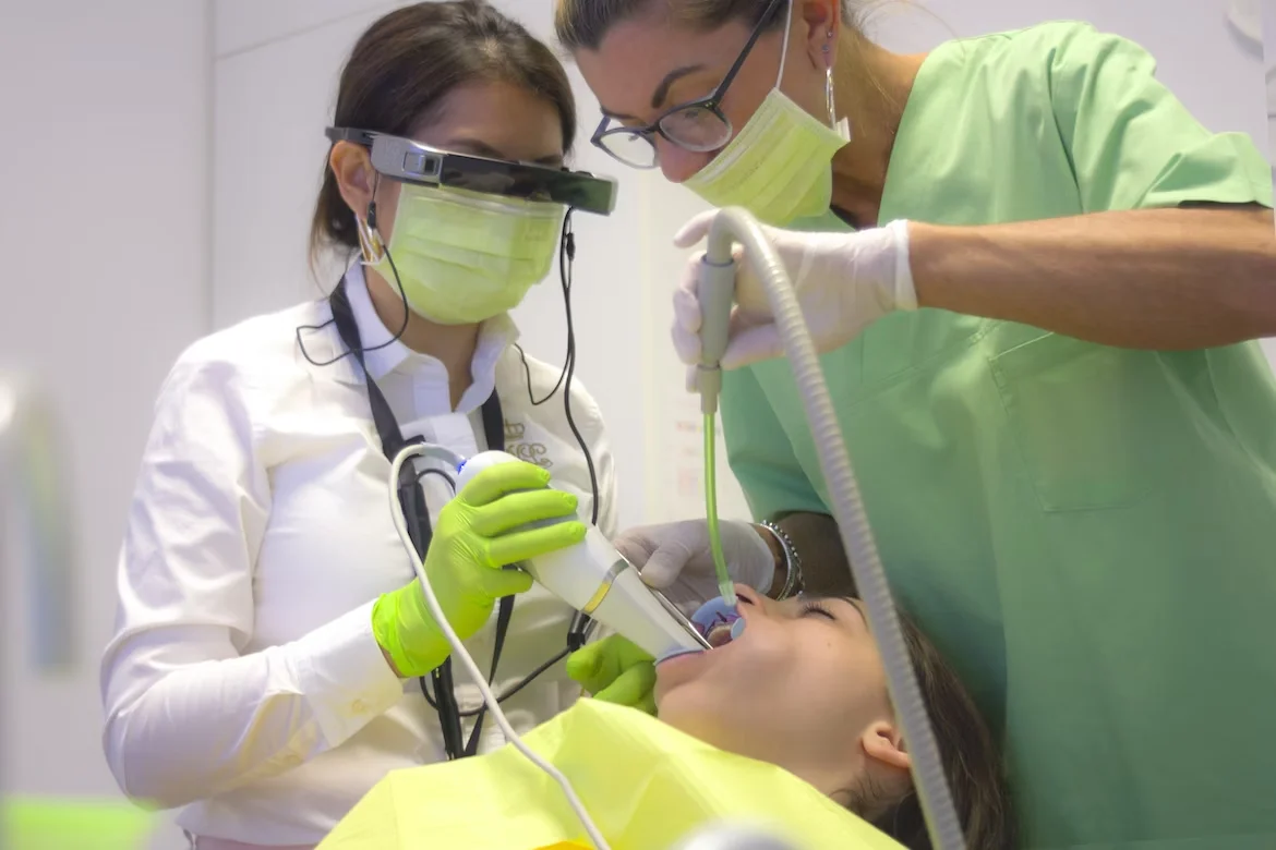 how long does a dental cleaning take (1)